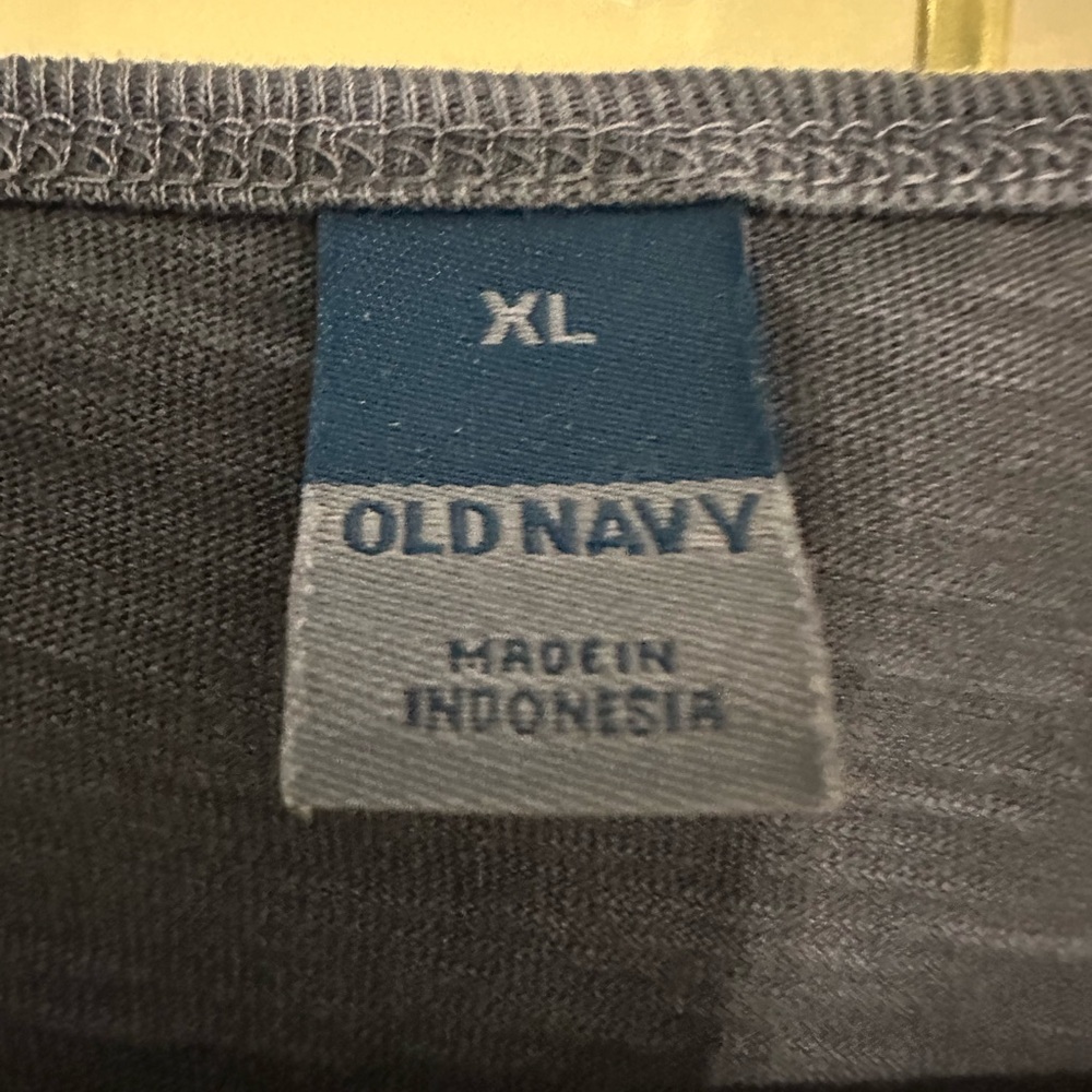 Old Navy cotton top - Picture 5 of 5